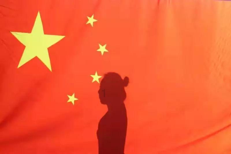 为什么楼下噪音听得那么清晰？